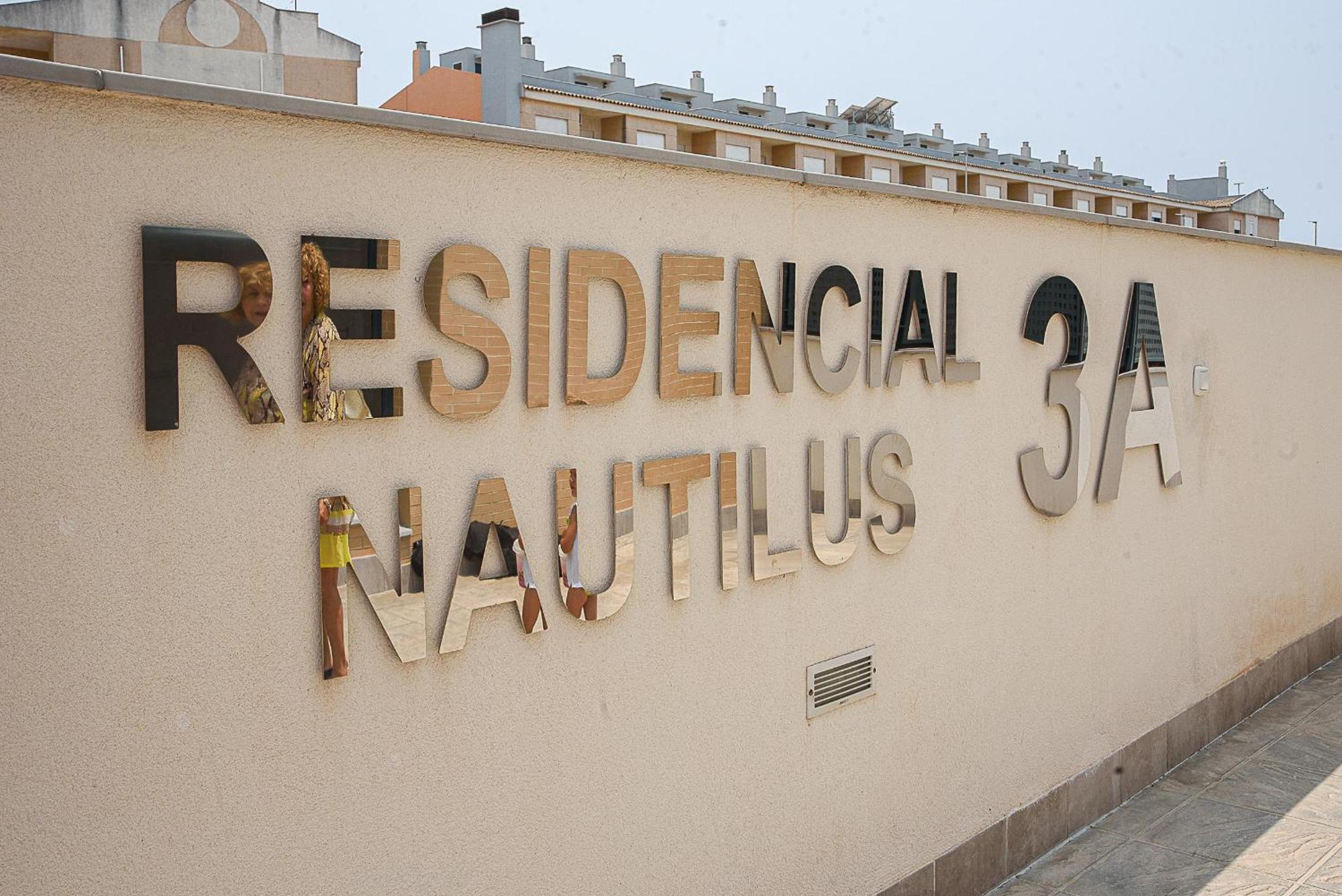 Nautilus 3 - Elegante 6 Con Piscina, Wifi Y Ac En